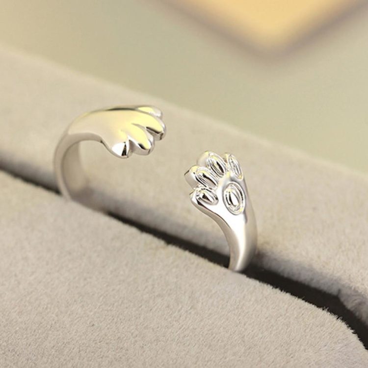 Silver adorable cat ring