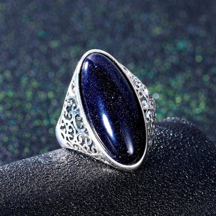 Ave - Vintage Blue Elegant Ring